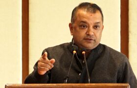 कांग्रेसबाट सरकारमा गएका मन्त्रीले राम्रो पफमेन्स दिन सकेनन् : गगन थापा
