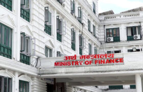 सरकारको निर्णय: अर्थ मन्त्रालयमा दुई सचिवको अभ्यास अन्त्य, एक सचिवले सम्हाल्ने जिम्मेवारी