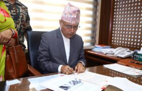 सरकार निजी क्षेत्रको मनोबल उच्च राख्न प्रतिबद्ध : अर्थमन्त्री खनाल