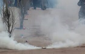 सिमरा अपडेट:जेनजी प्रदर्शनकारीलाई नियन्त्रणमा लिन प्रहरीले चार राउन्ड अश्रु ग्यास र दुई राउन्ड हवाई फायर प्रहार