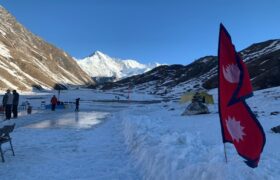 पहिलो पटक विदेशी मैदानमा आइस स्केटिङ खेल्दै नेपाली टिम